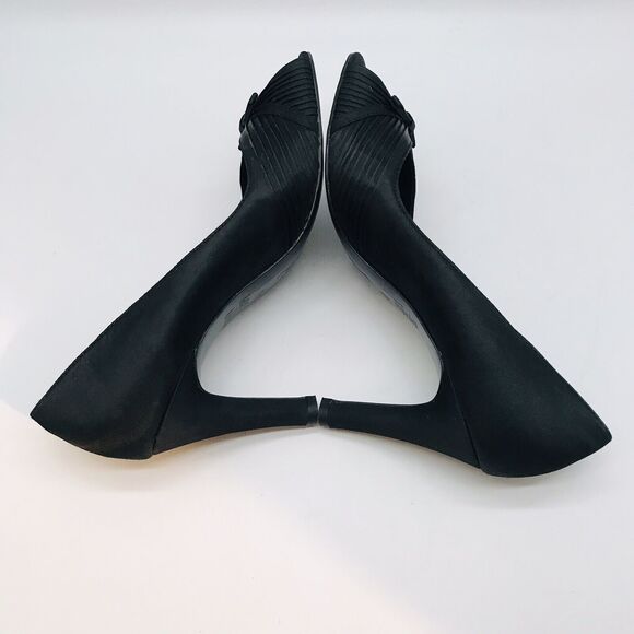 Mootsies Tootsies MoPartyGirl Heels Women 8.5 Black Satin Slip On Peep Toe Pumps - Picture 8 of 10